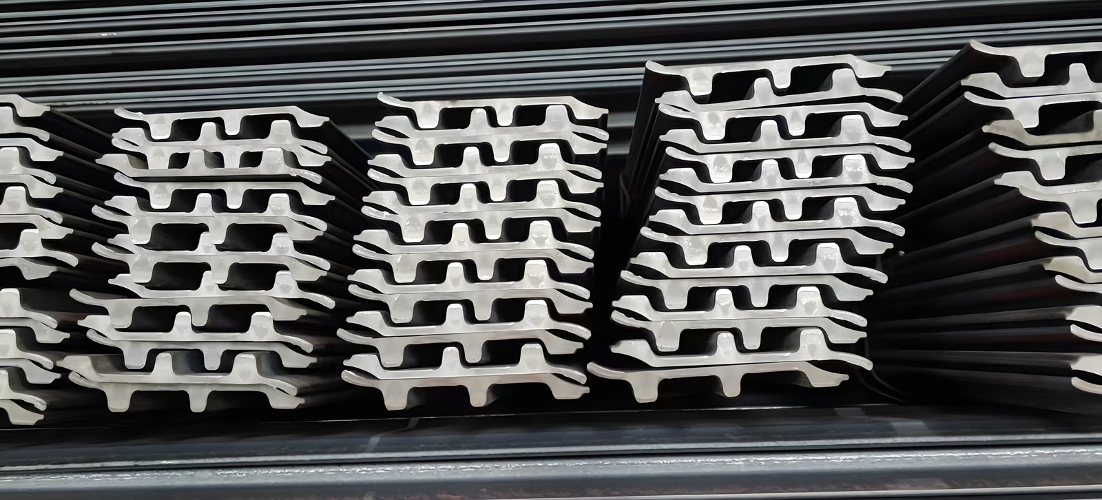 Track shoes in bulk stock