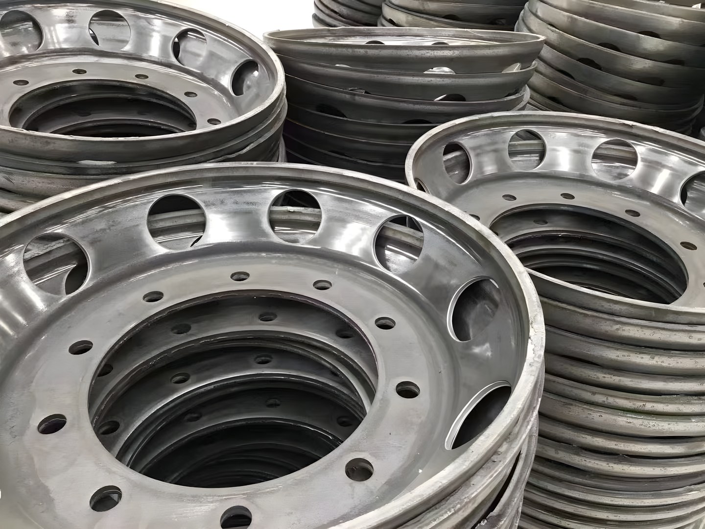 Coated wheel disc